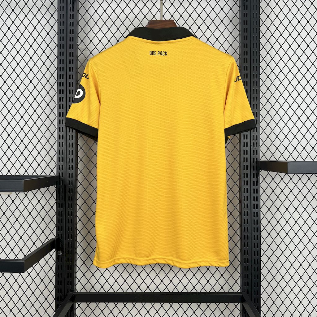Wolves 2025/26 Home Jersey