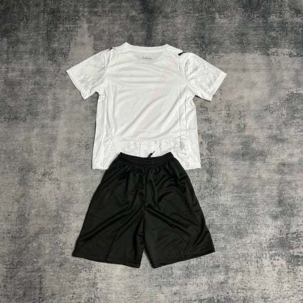Manchester City 2025/26 Kit Kids away